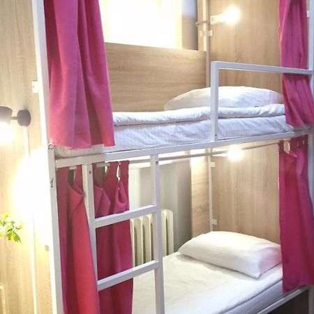 Hostel Capsule Kiev Bagian luar foto